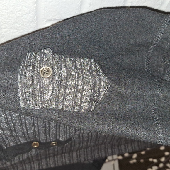 Henley shirt by Social Distortion L - Picture 3 of 6